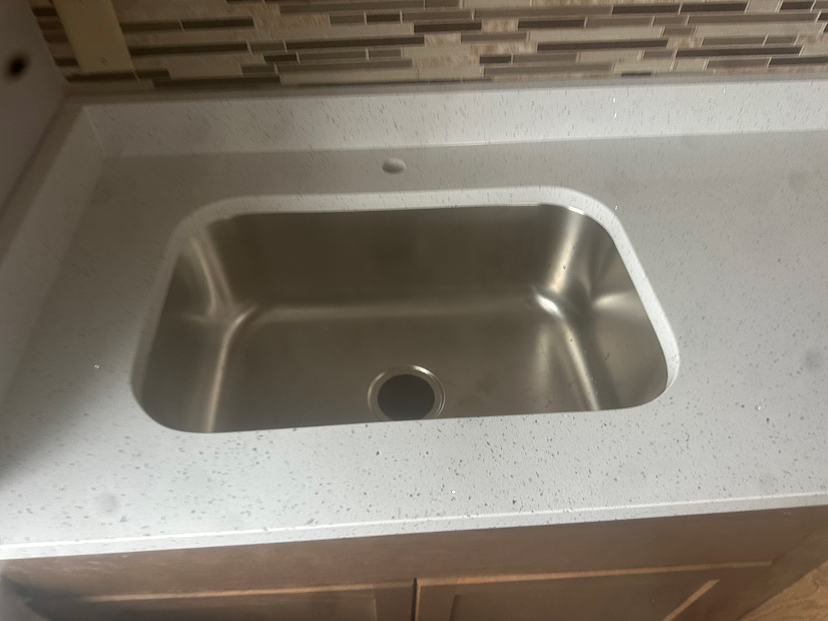 2017476180KVCountertopsMasskitchenundermount.jpg 