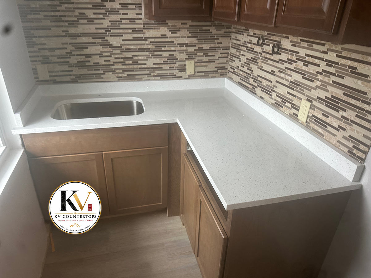 2017476180KVCountertopsMasssmallkitchen.jpg 